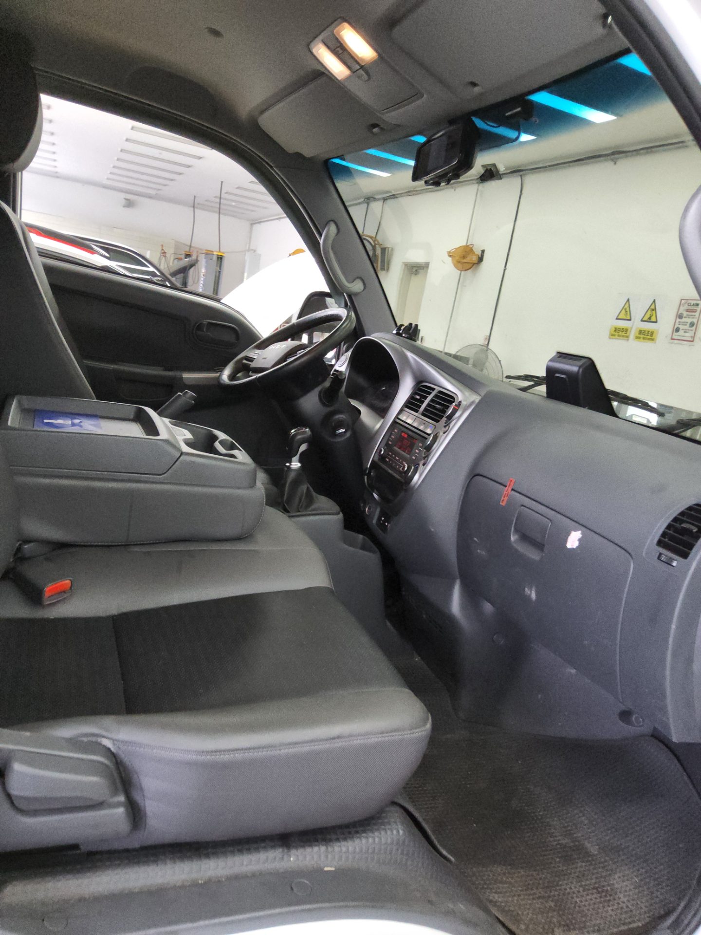 2022 - kia bongo