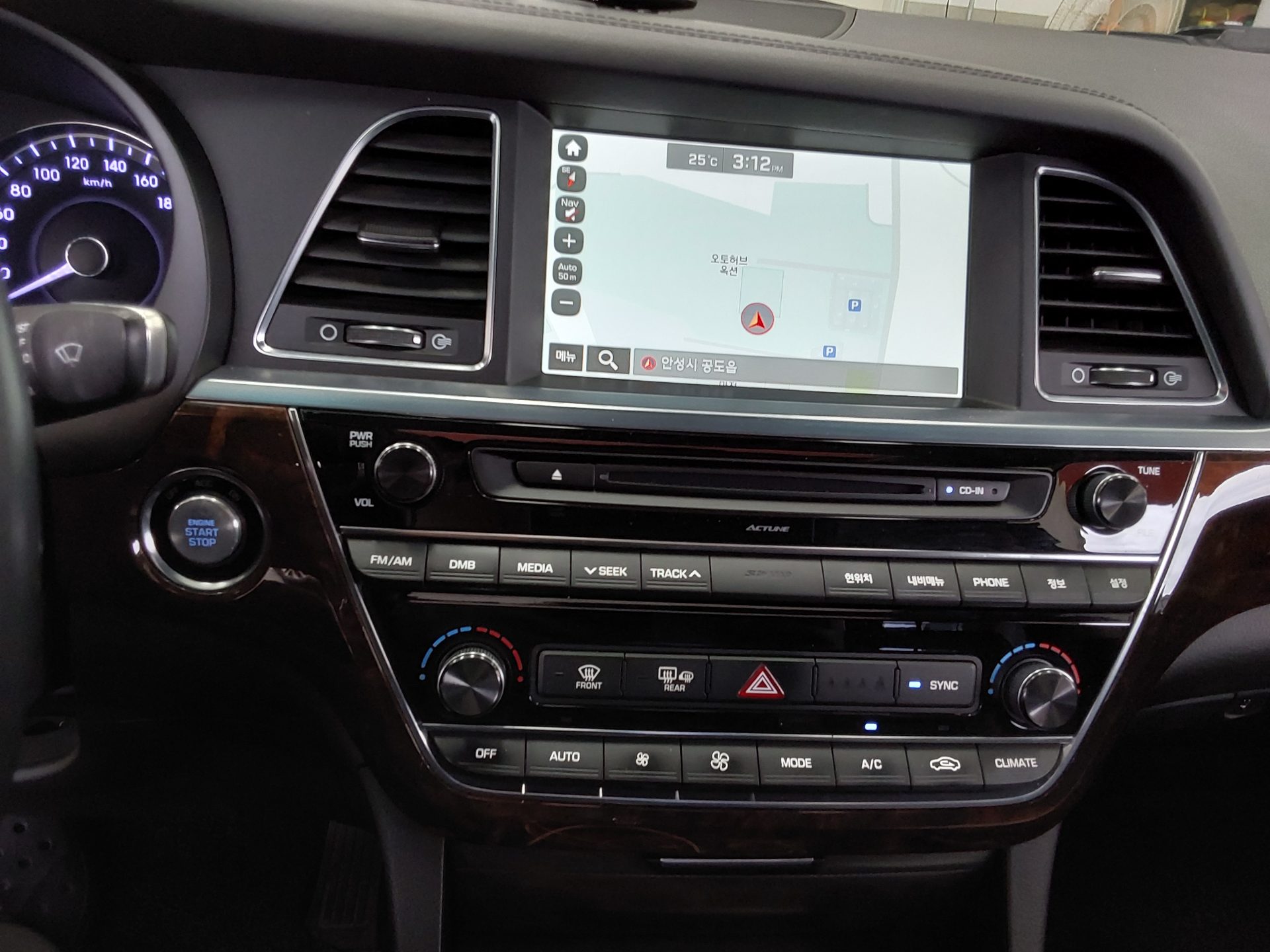 2015 - hyundai aslan
