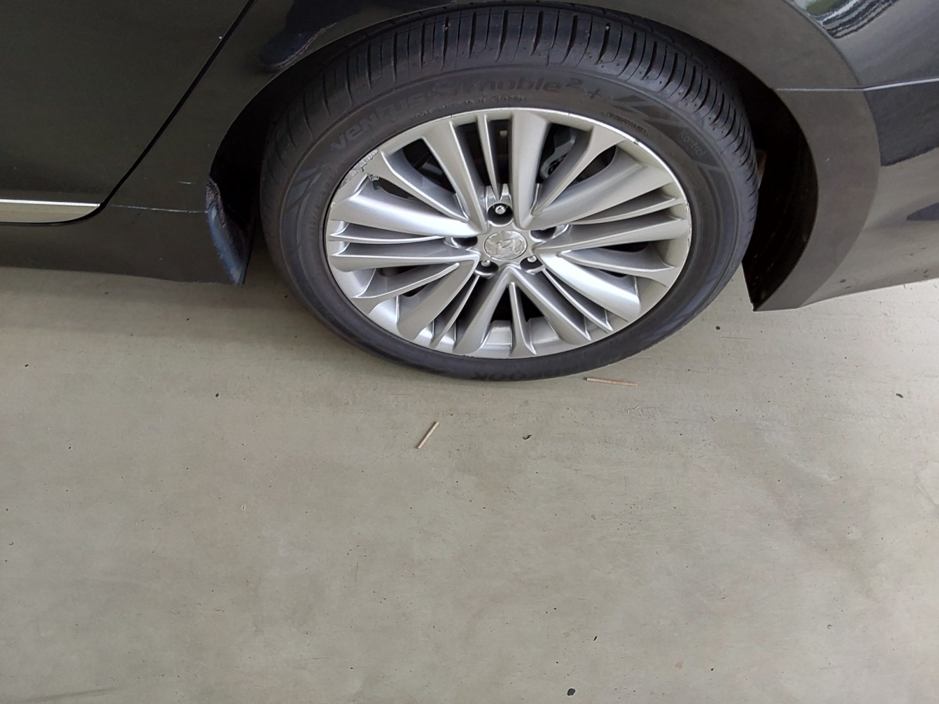 2015 - hyundai aslan