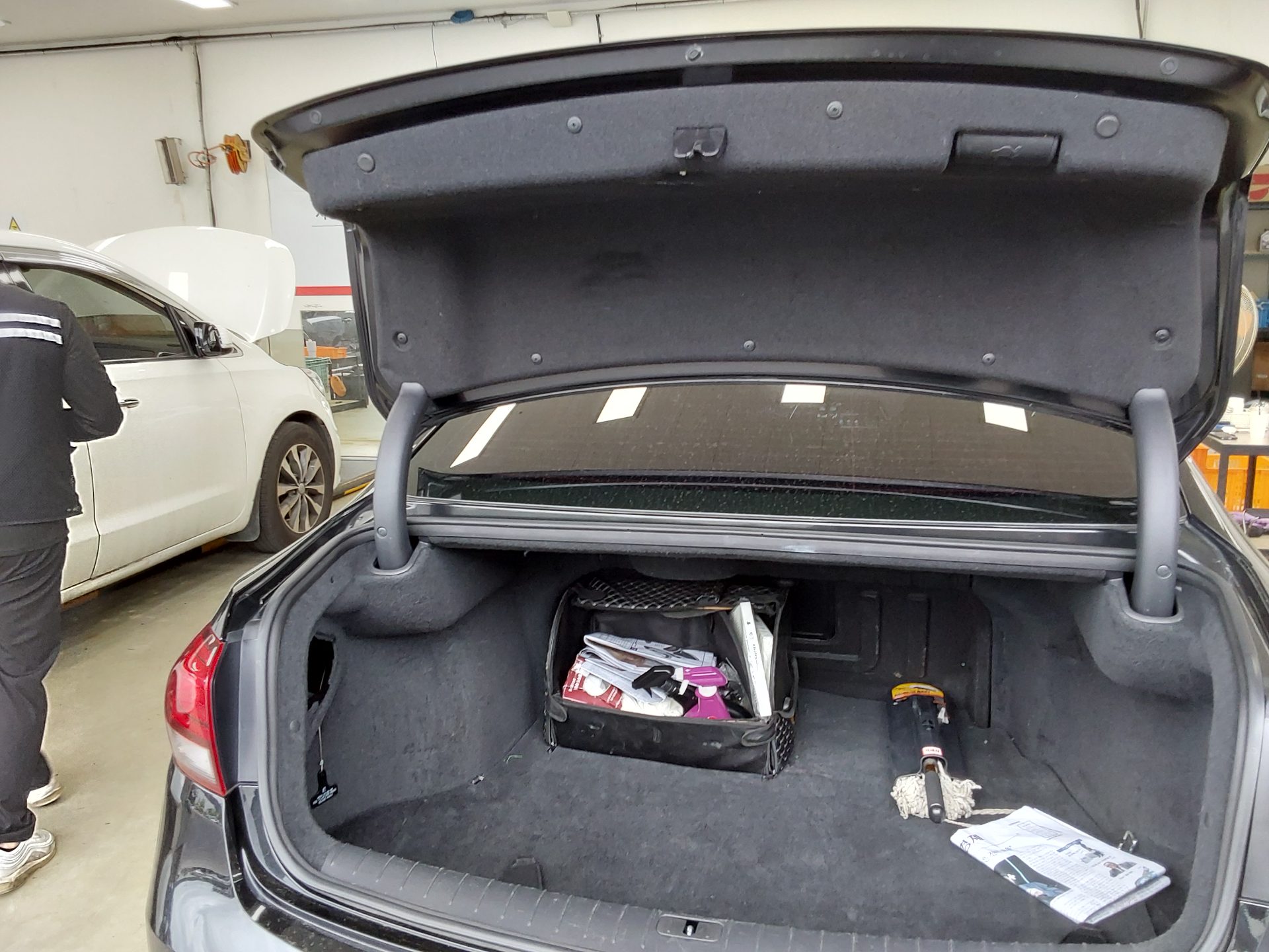 2015 - hyundai aslan