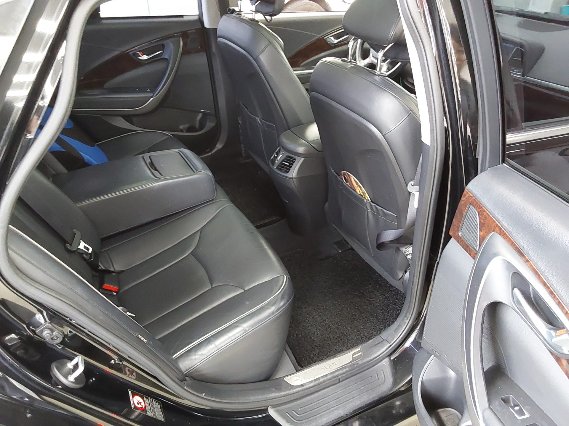 2015 - hyundai aslan