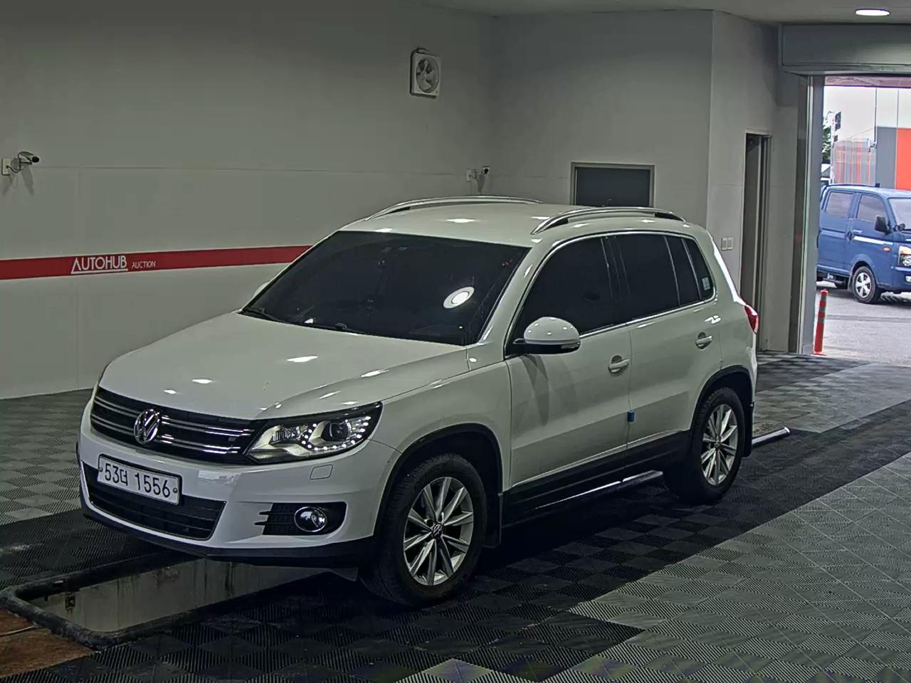 VOLKSWAGEN TIGUAN TDI BLUEMOTION