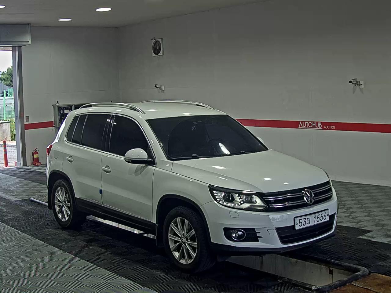 2015 - volkswagen tiguan