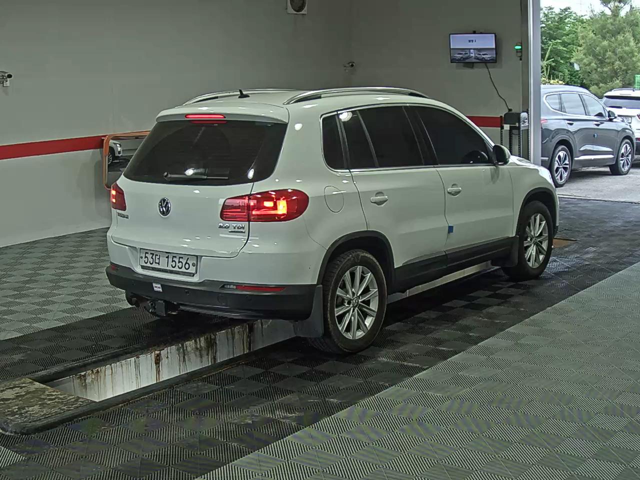 2015 - volkswagen tiguan