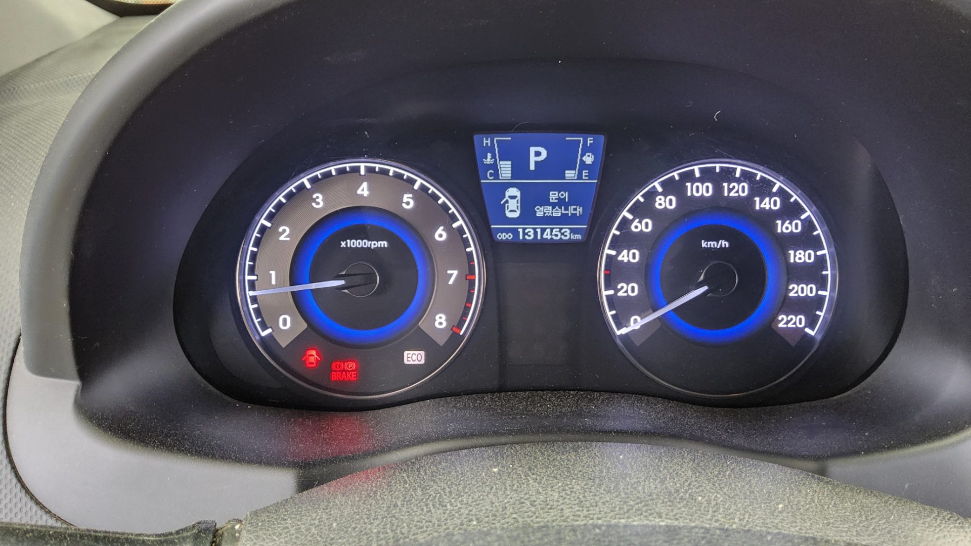 2012 - hyundai accent