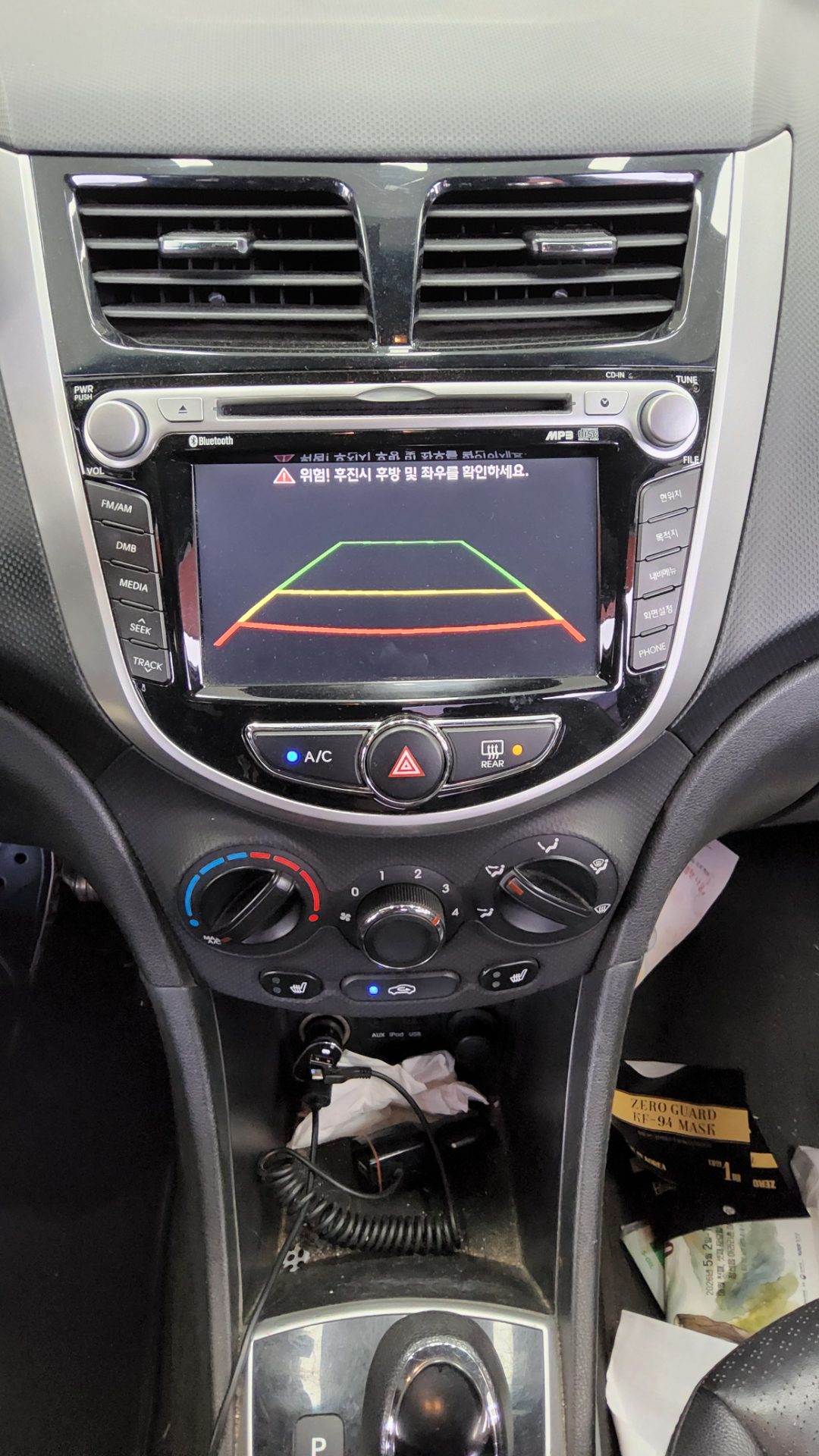 2012 - hyundai accent