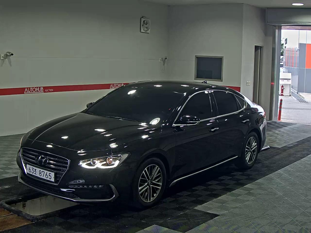 HYUNDAI GRANDEUR GDi