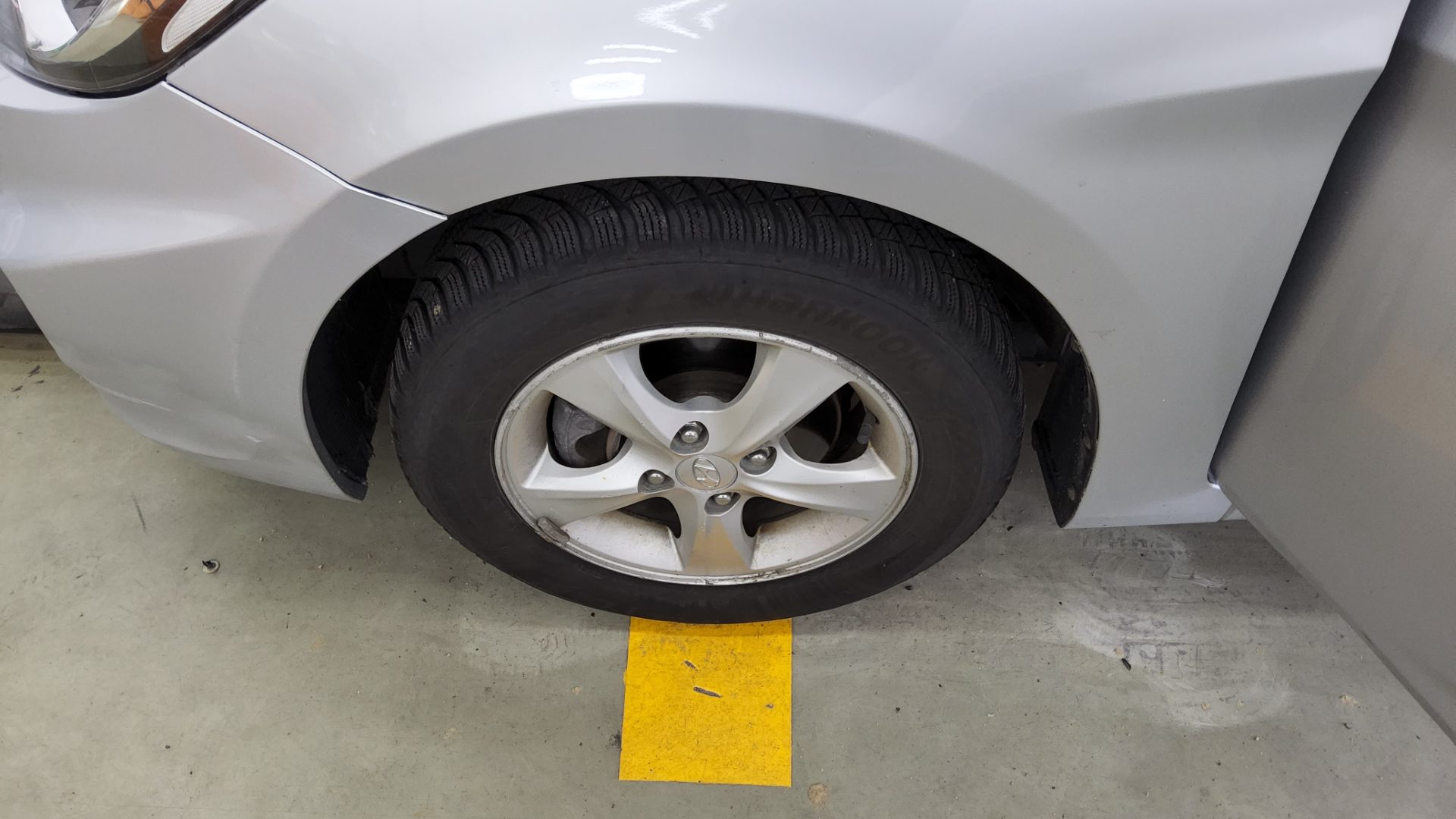 2012 - hyundai accent