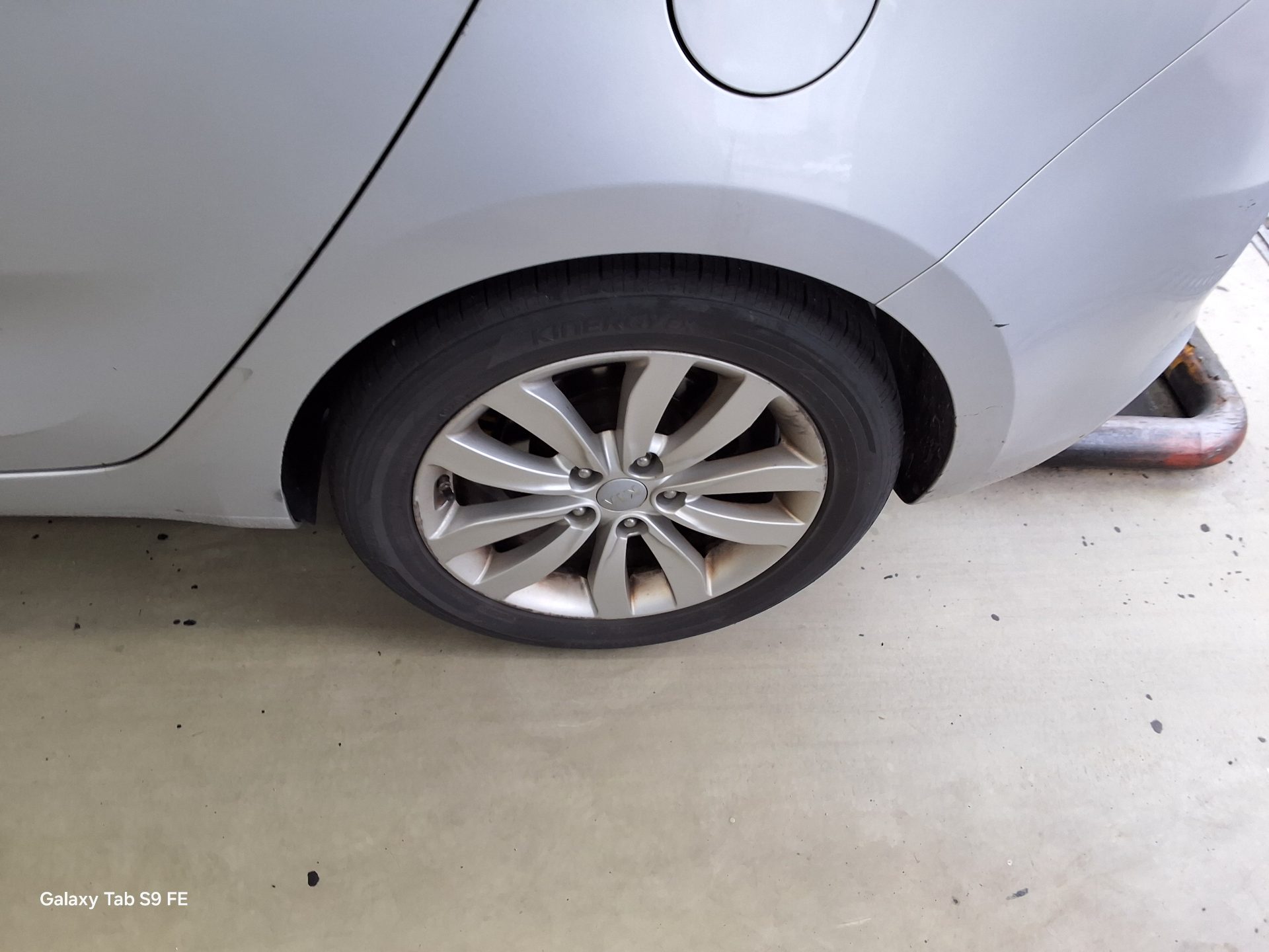 2015 - kia carens