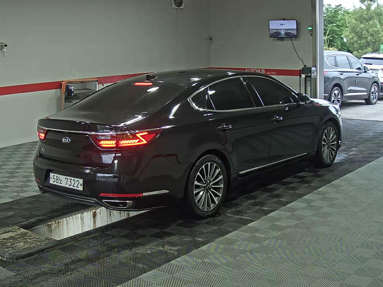2017 - kia k7