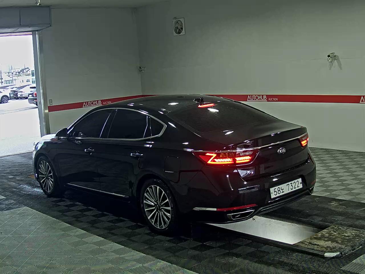 2017 - kia k7