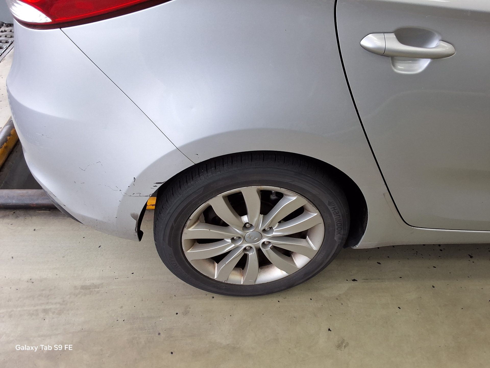 2015 - kia carens