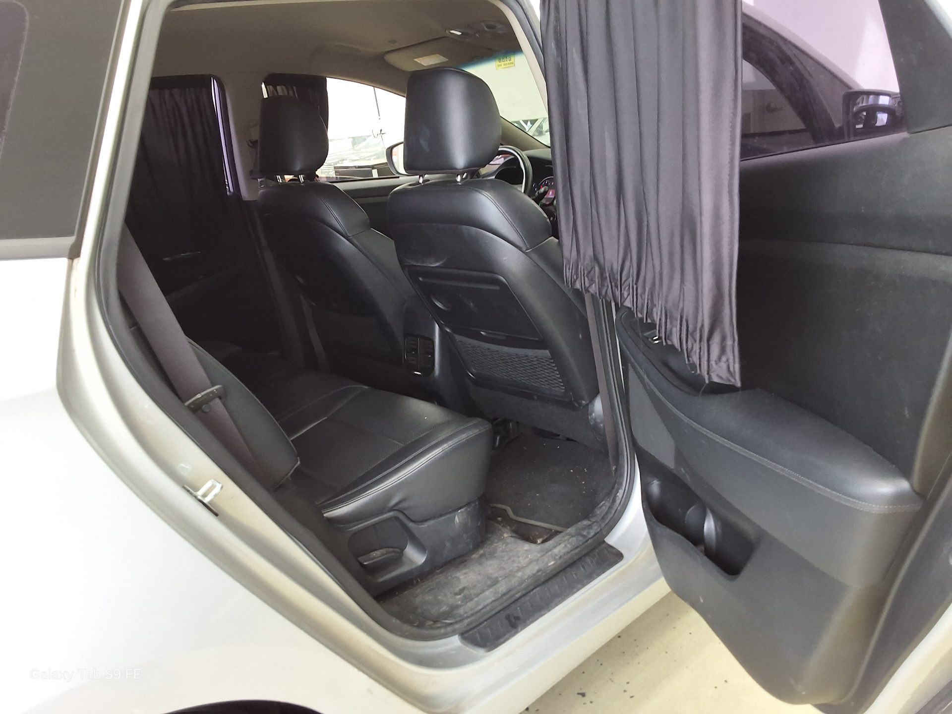 2015 - kia carens