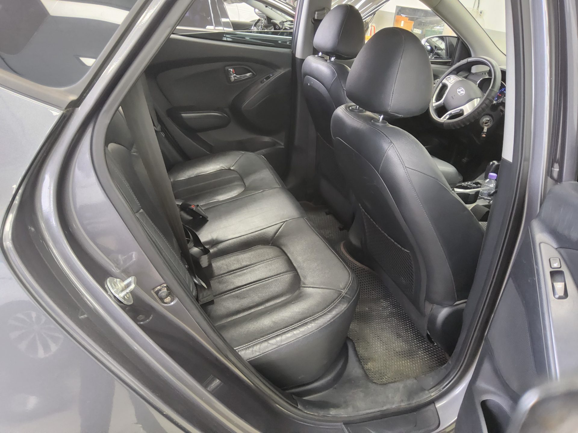 2011 - hyundai tucson