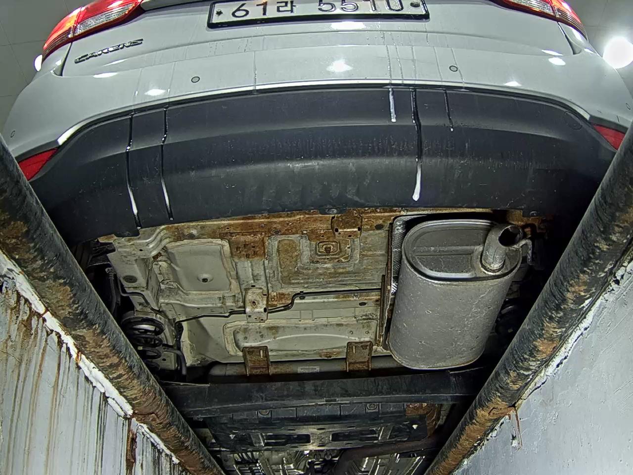 2015 - kia carens