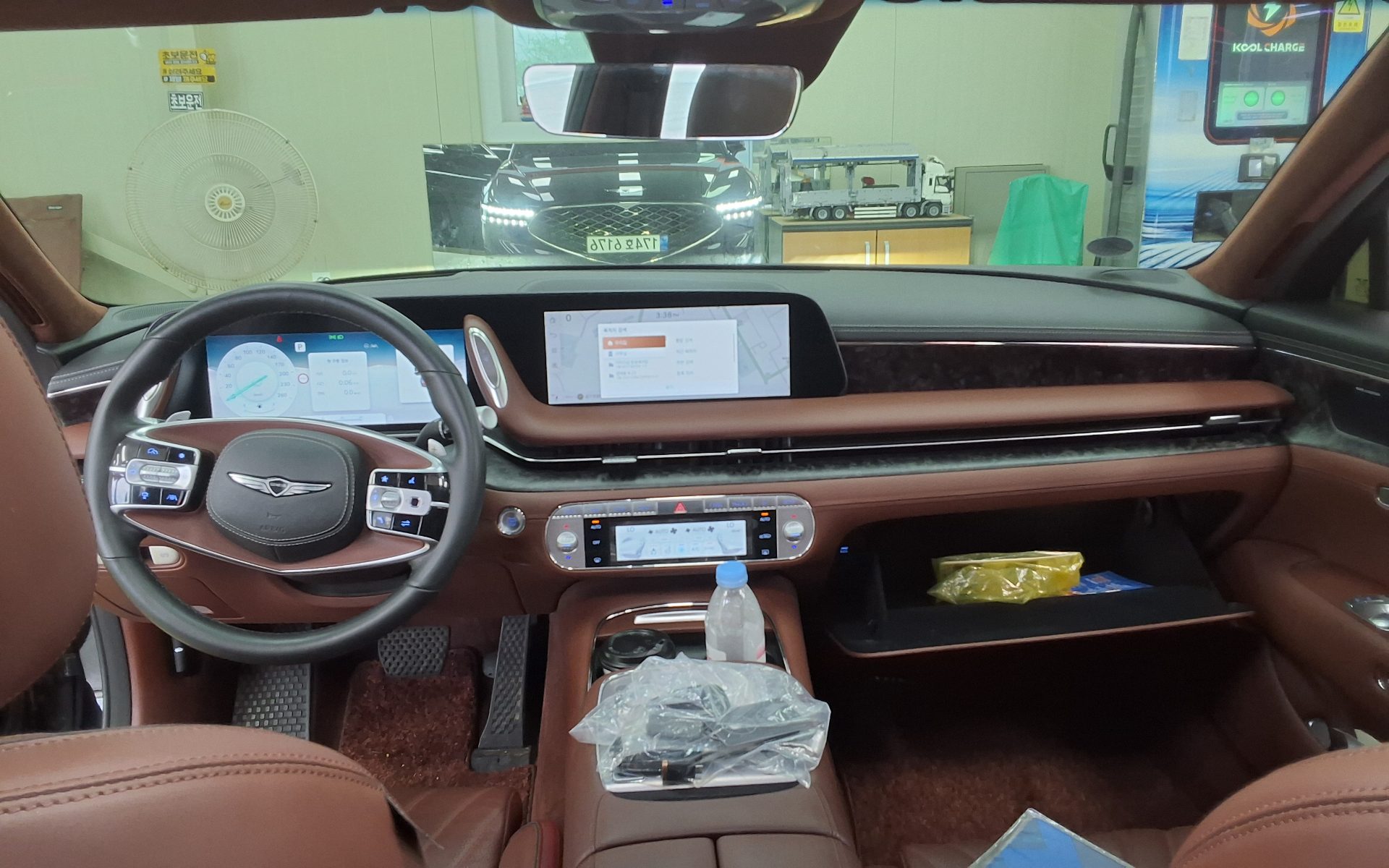 2023 - genesis g90