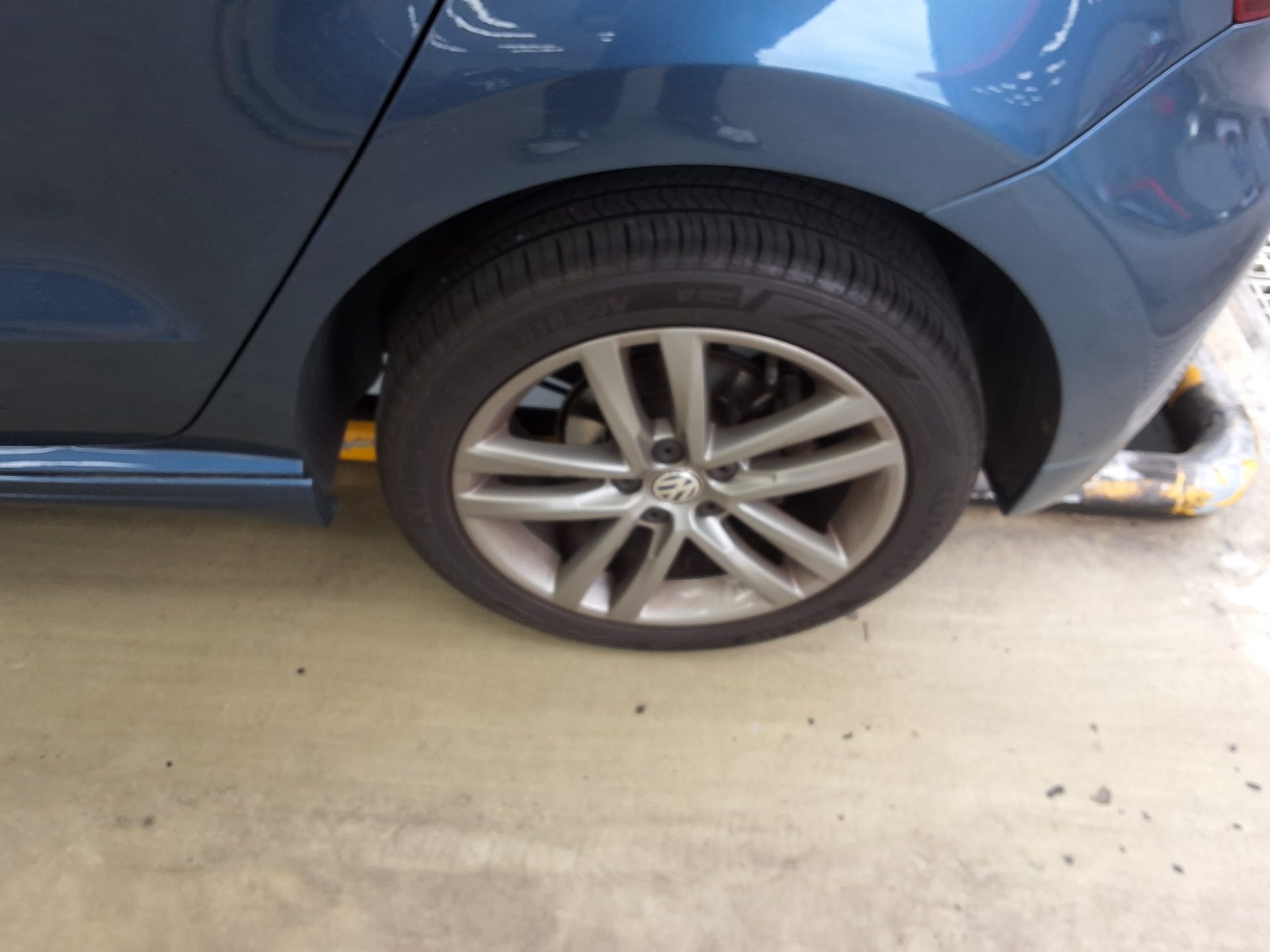 2015 - volkswagen polo