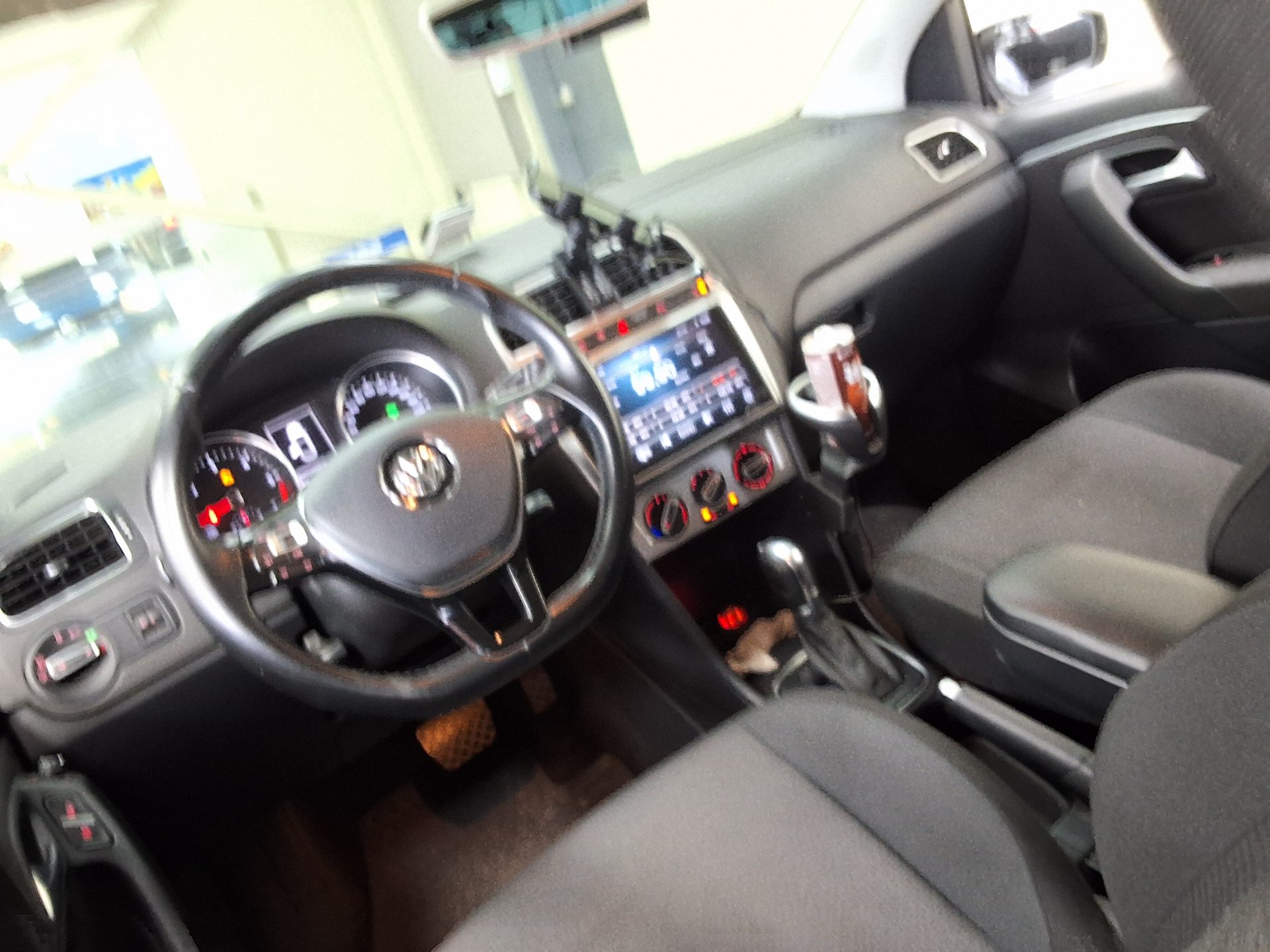 2015 - volkswagen polo
