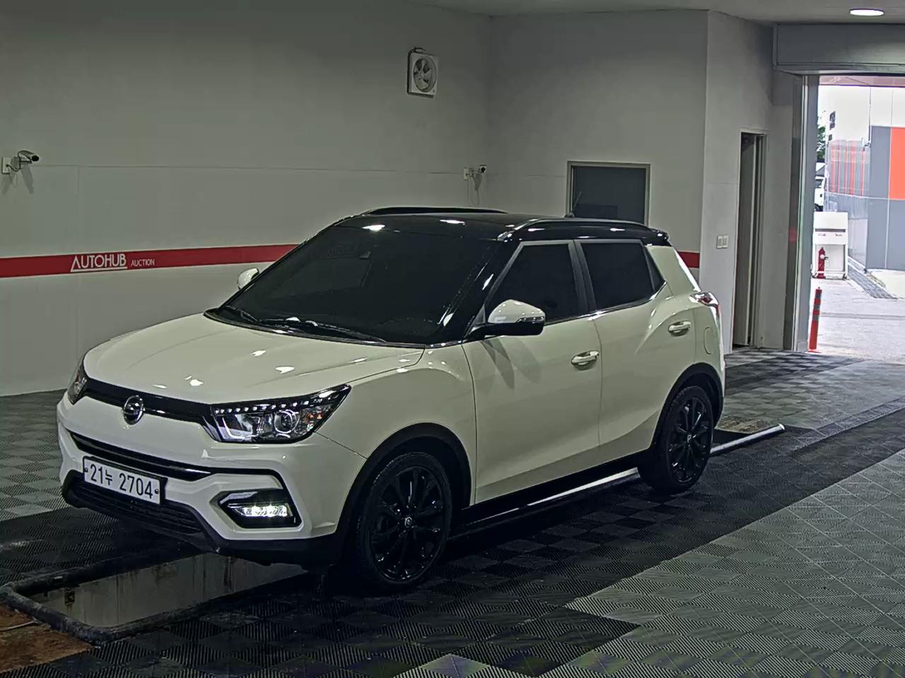KG MOBILITY (SSANGYONG) TIVOLI ARMOUR LX