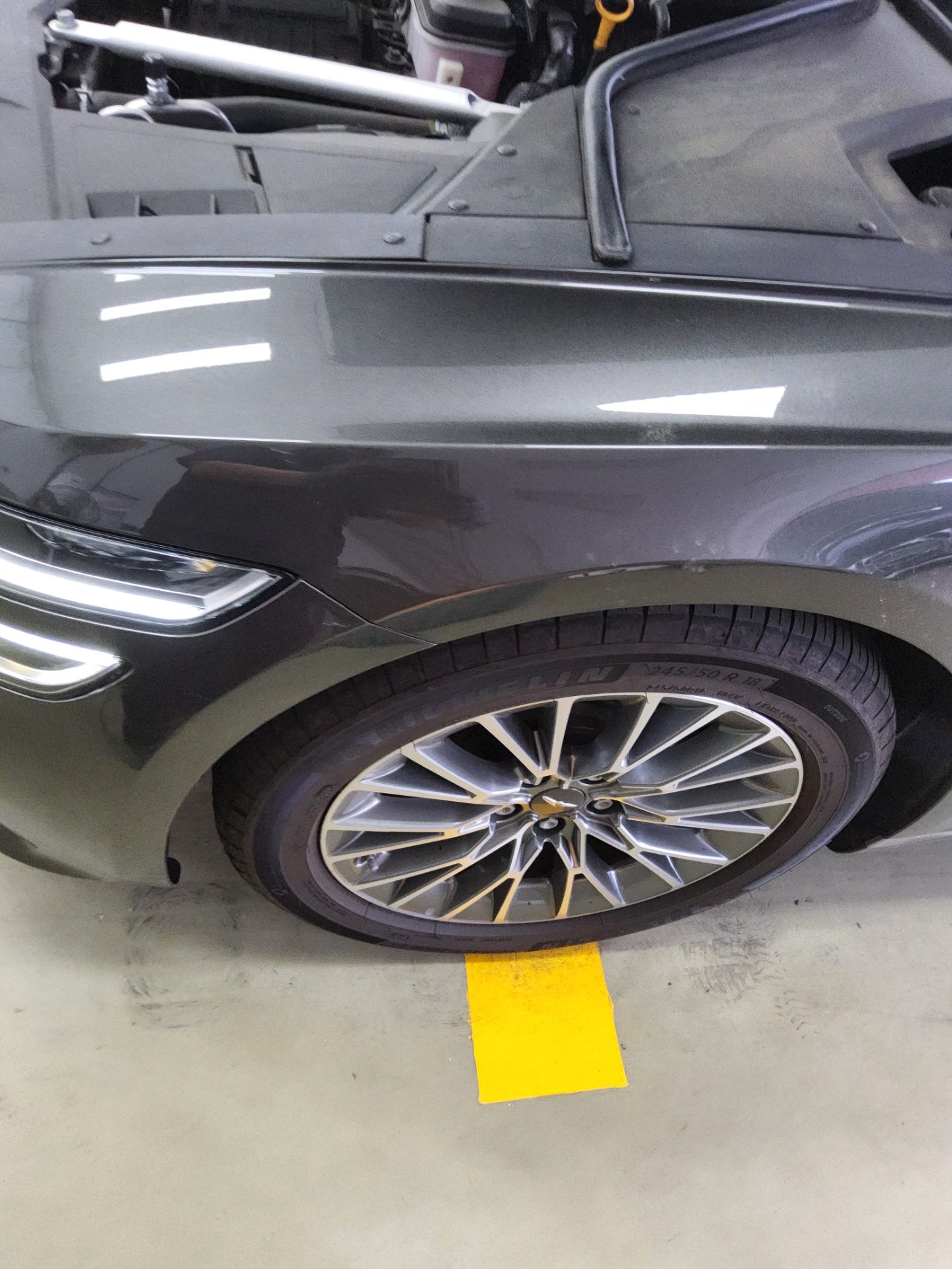2022 - genesis g80