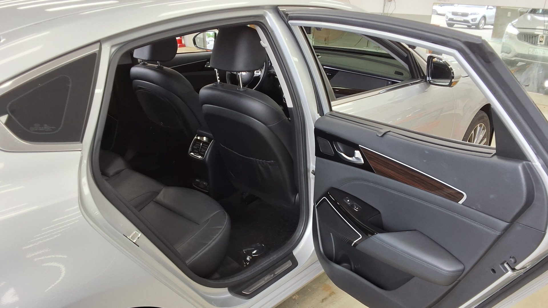 2018 - kia k7