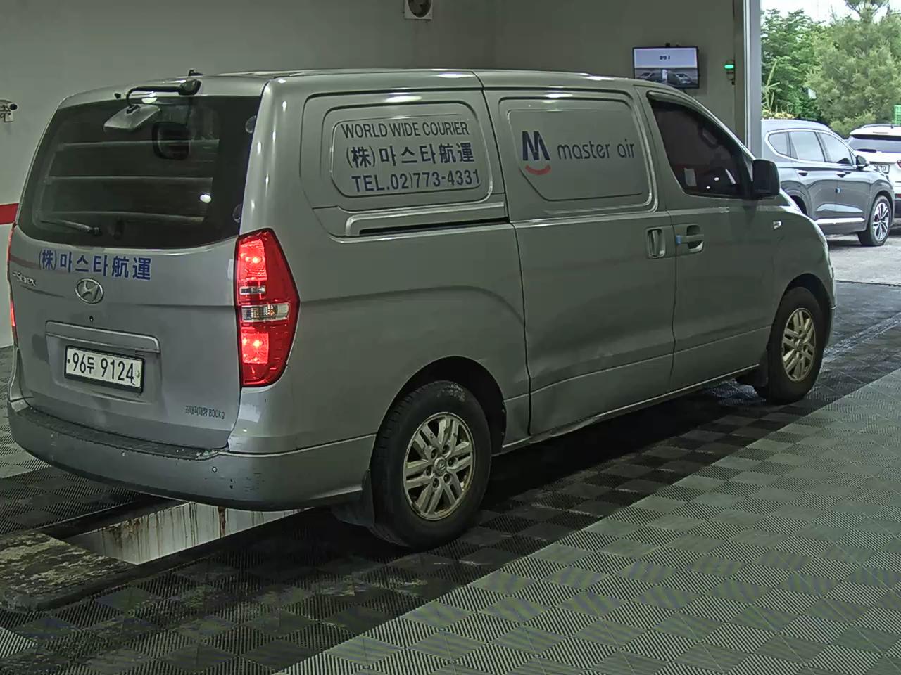 2017 - hyundai grand starex
