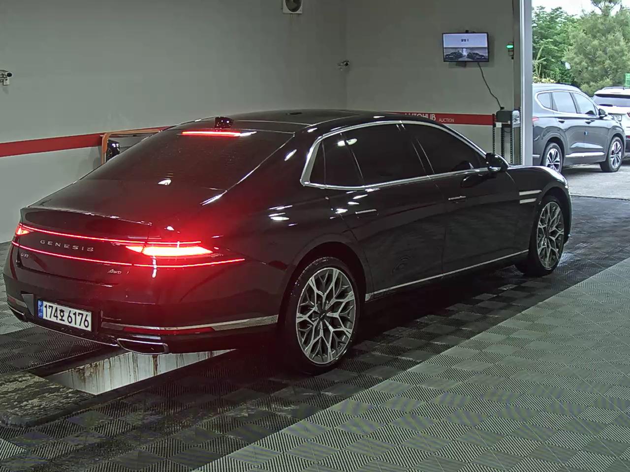 2023 - genesis g90