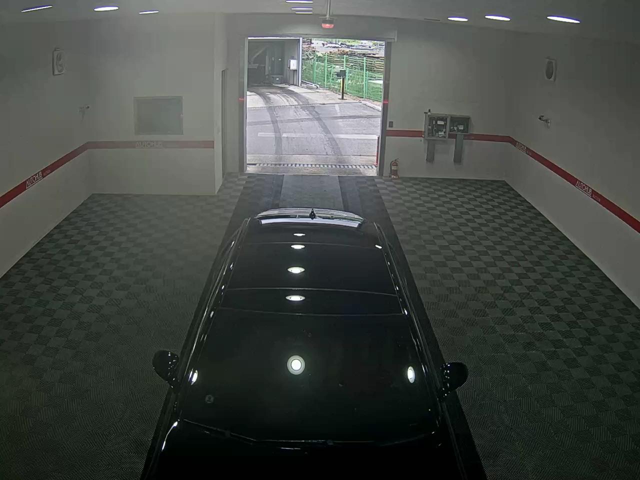 2023 - genesis g90