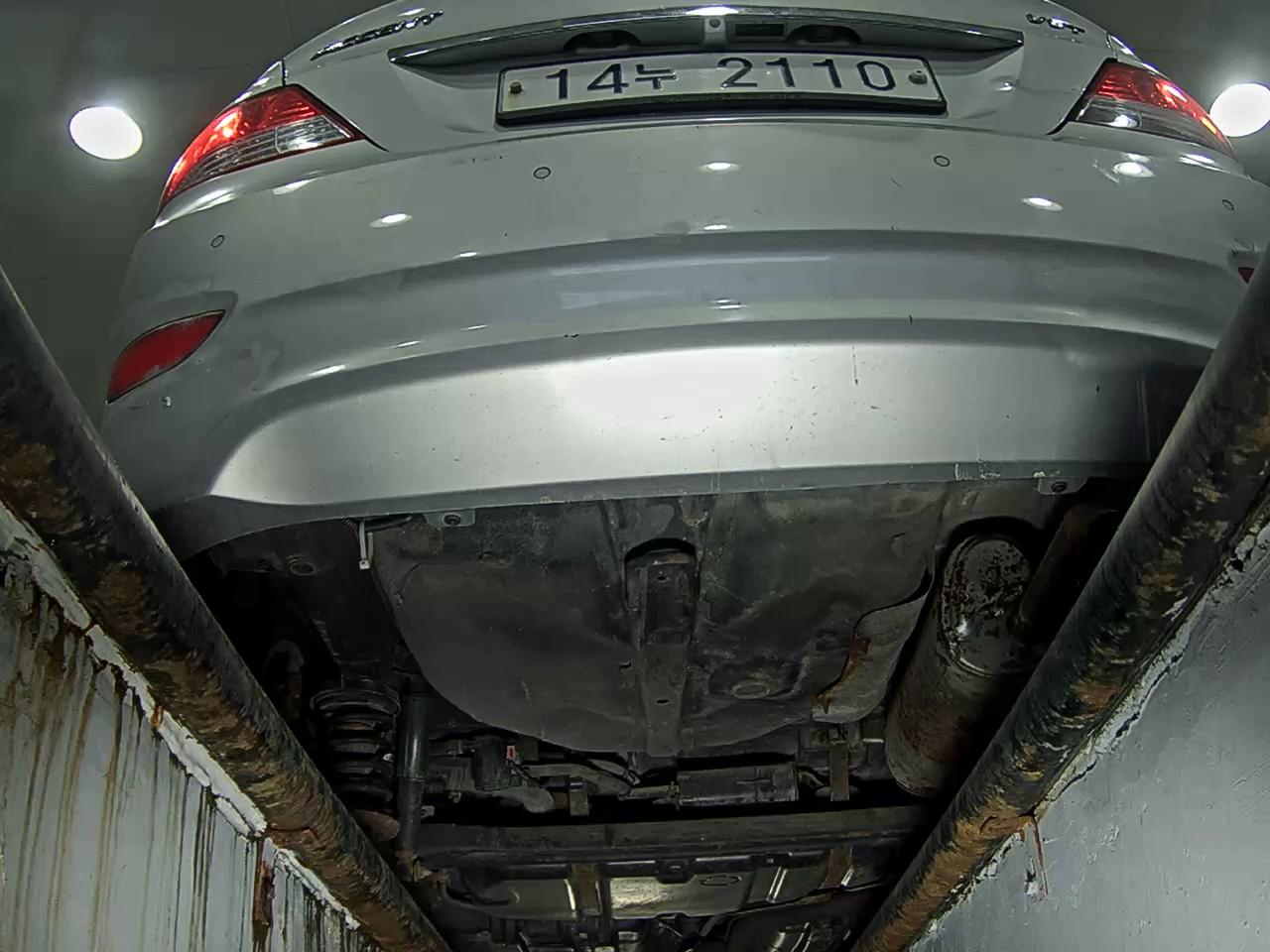 2012 - hyundai accent