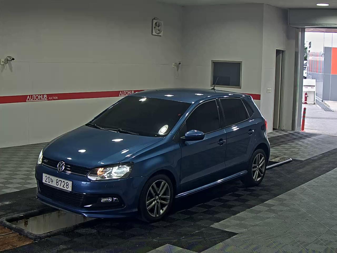 VOLKSWAGEN POLO (5TH GEN) TDI R
