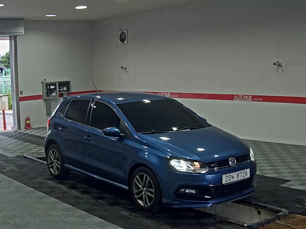 2015 - volkswagen polo