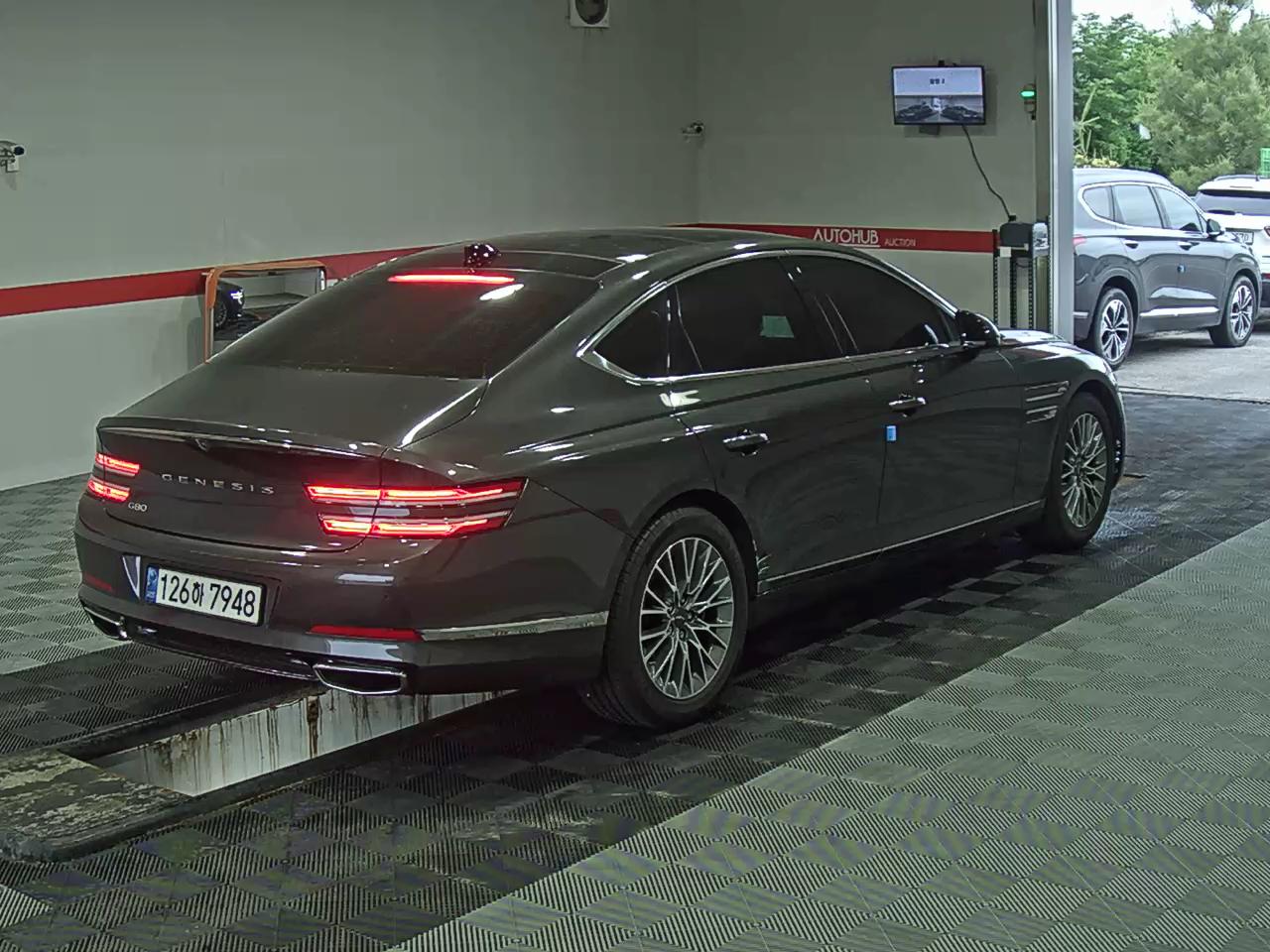2022 - genesis g80