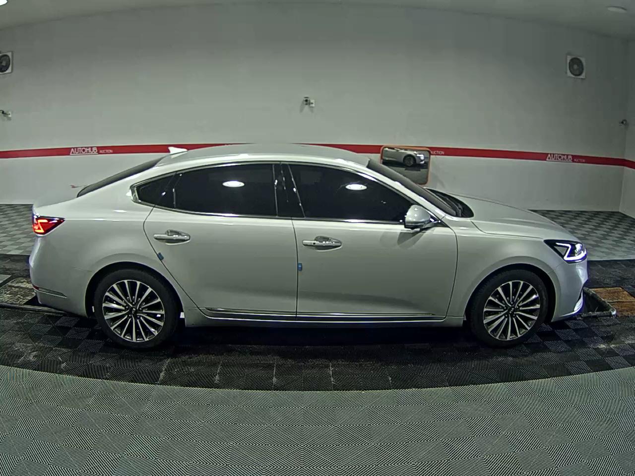 2018 - kia k7