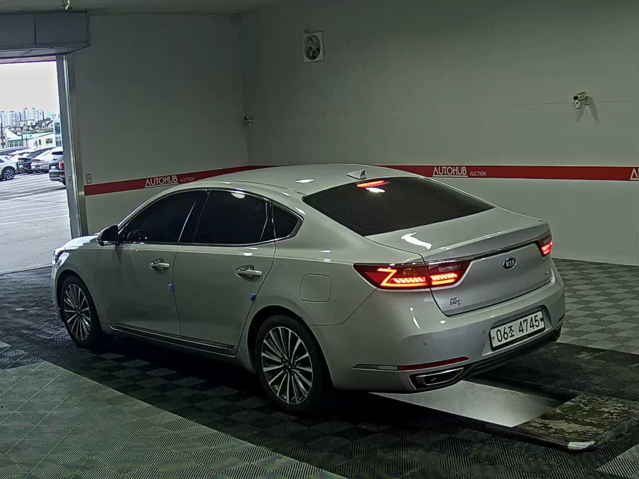 2018 - kia k7