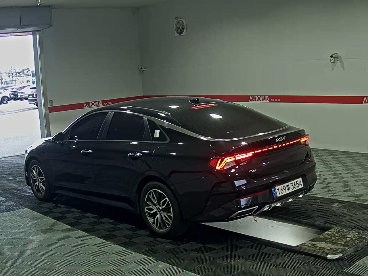 2022 - kia k5