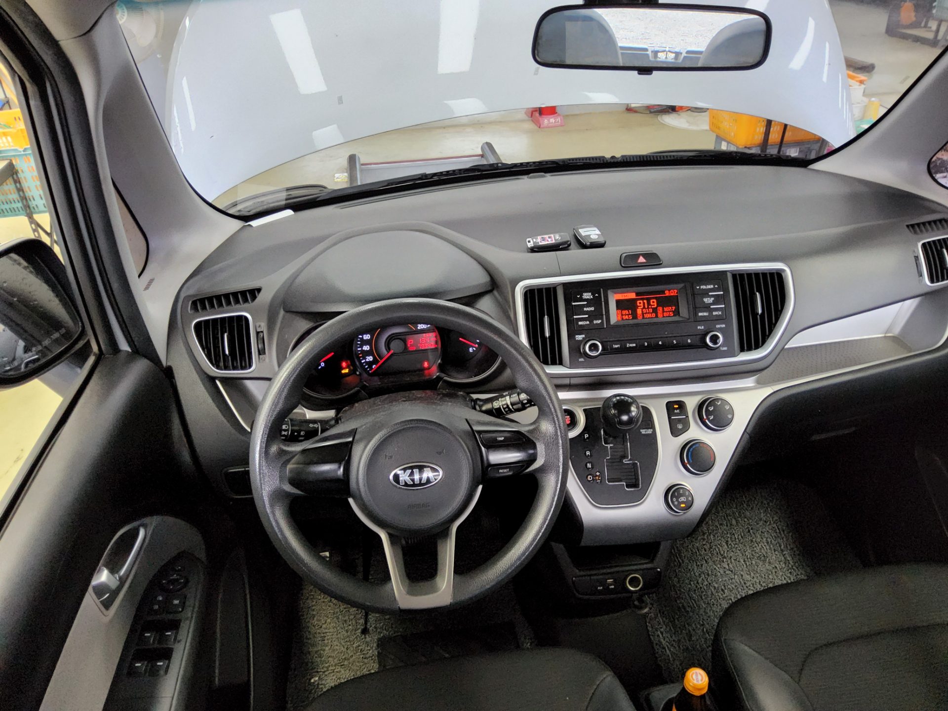 2019 - kia ray