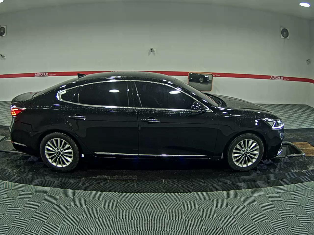 2018 - kia k7