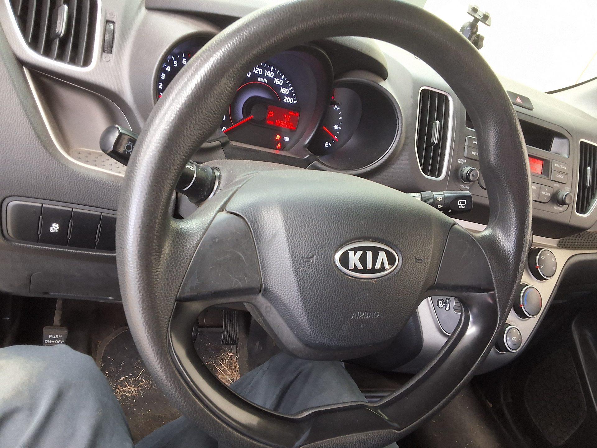 2012 - kia ray