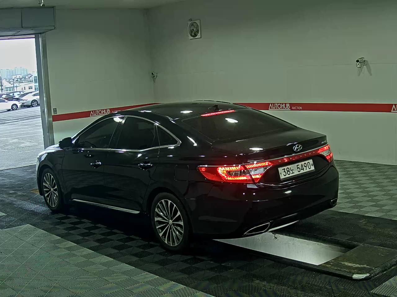 2014 - hyundai grandeur