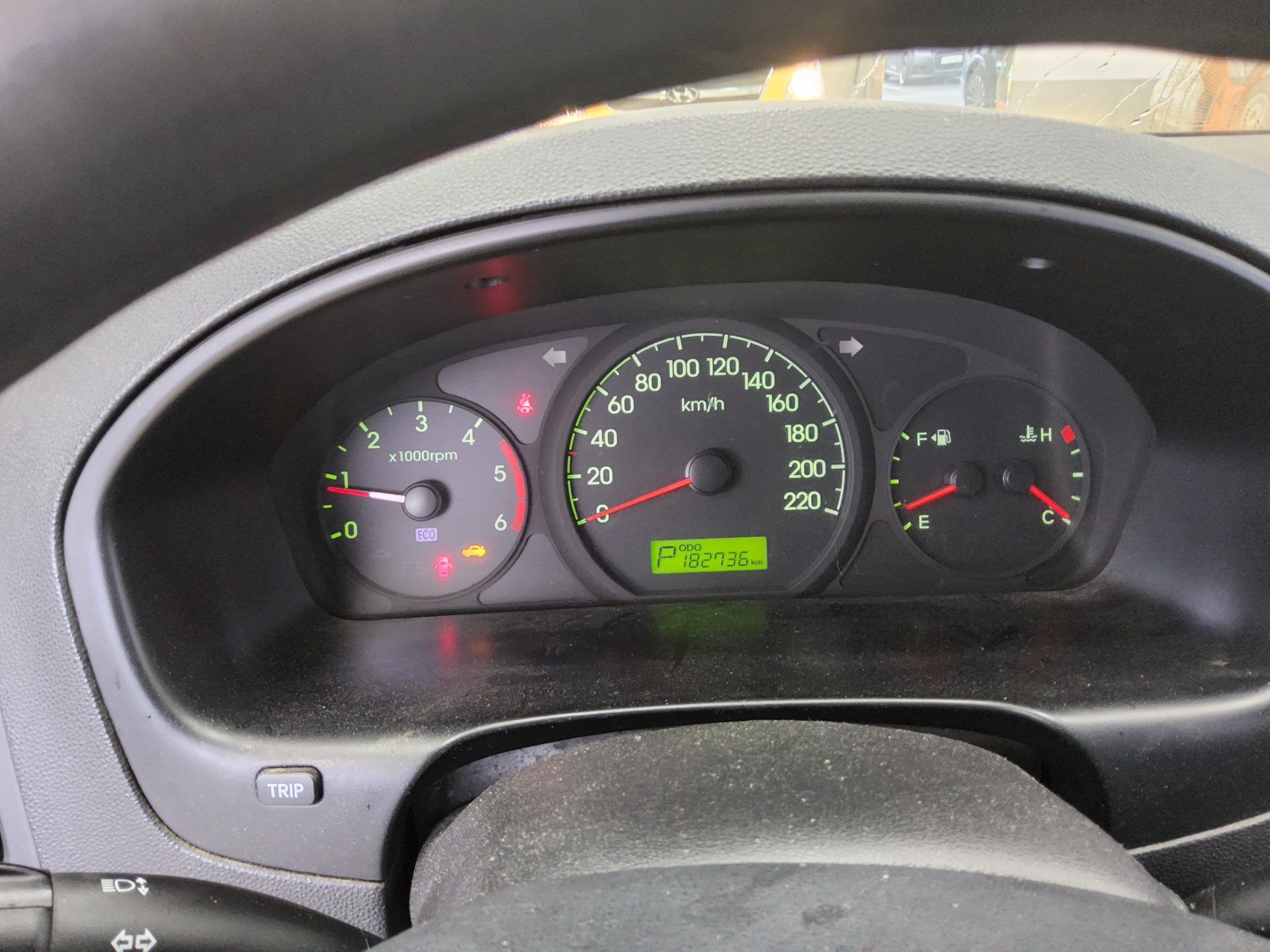 2011 - hyundai grand starex