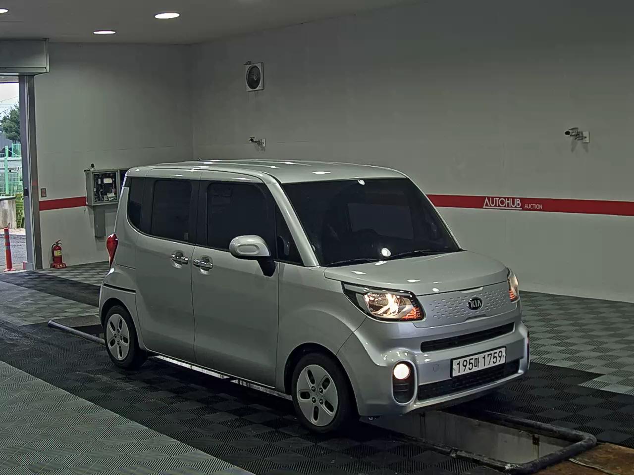 2019 - kia ray