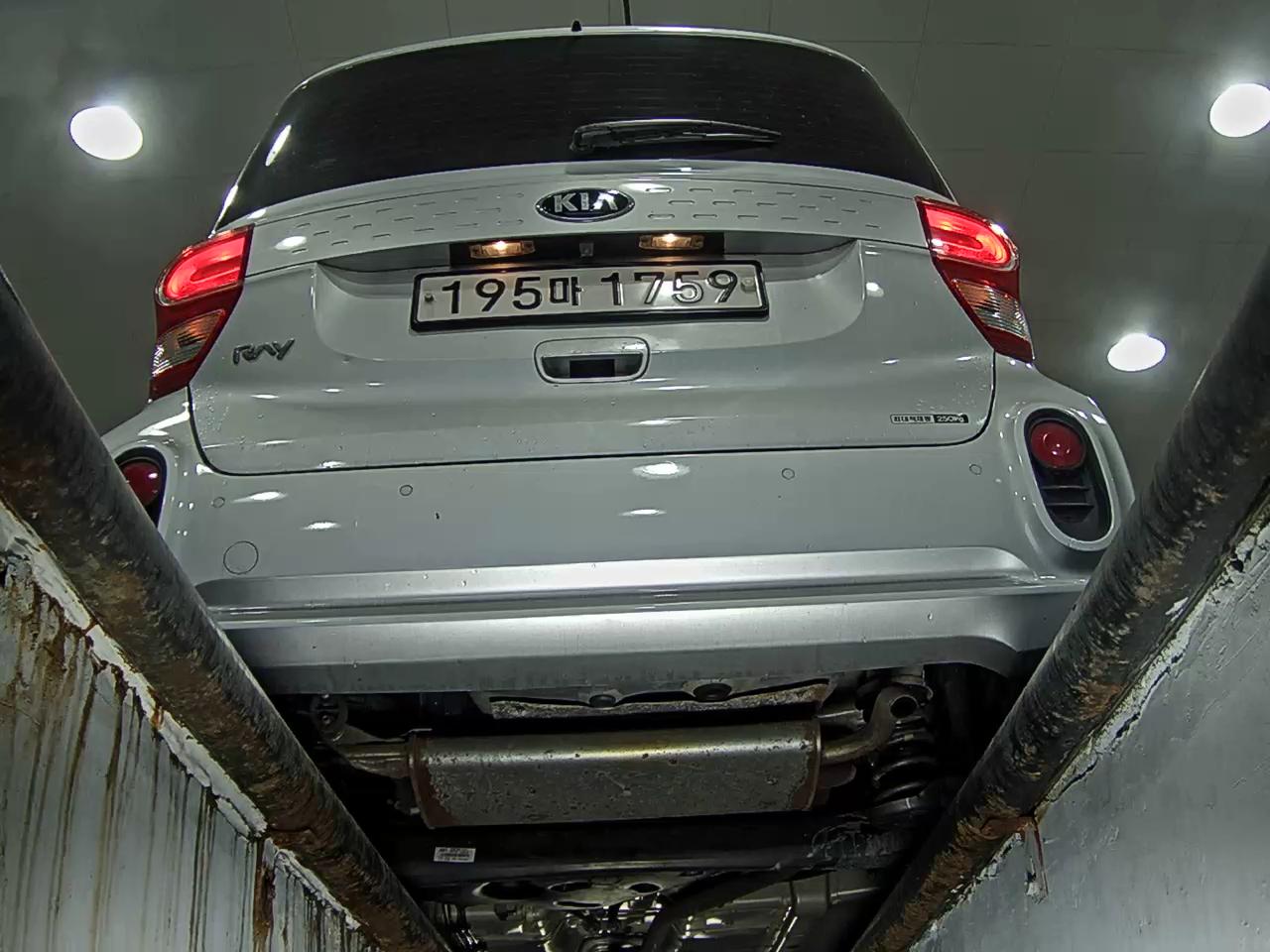 2019 - kia ray