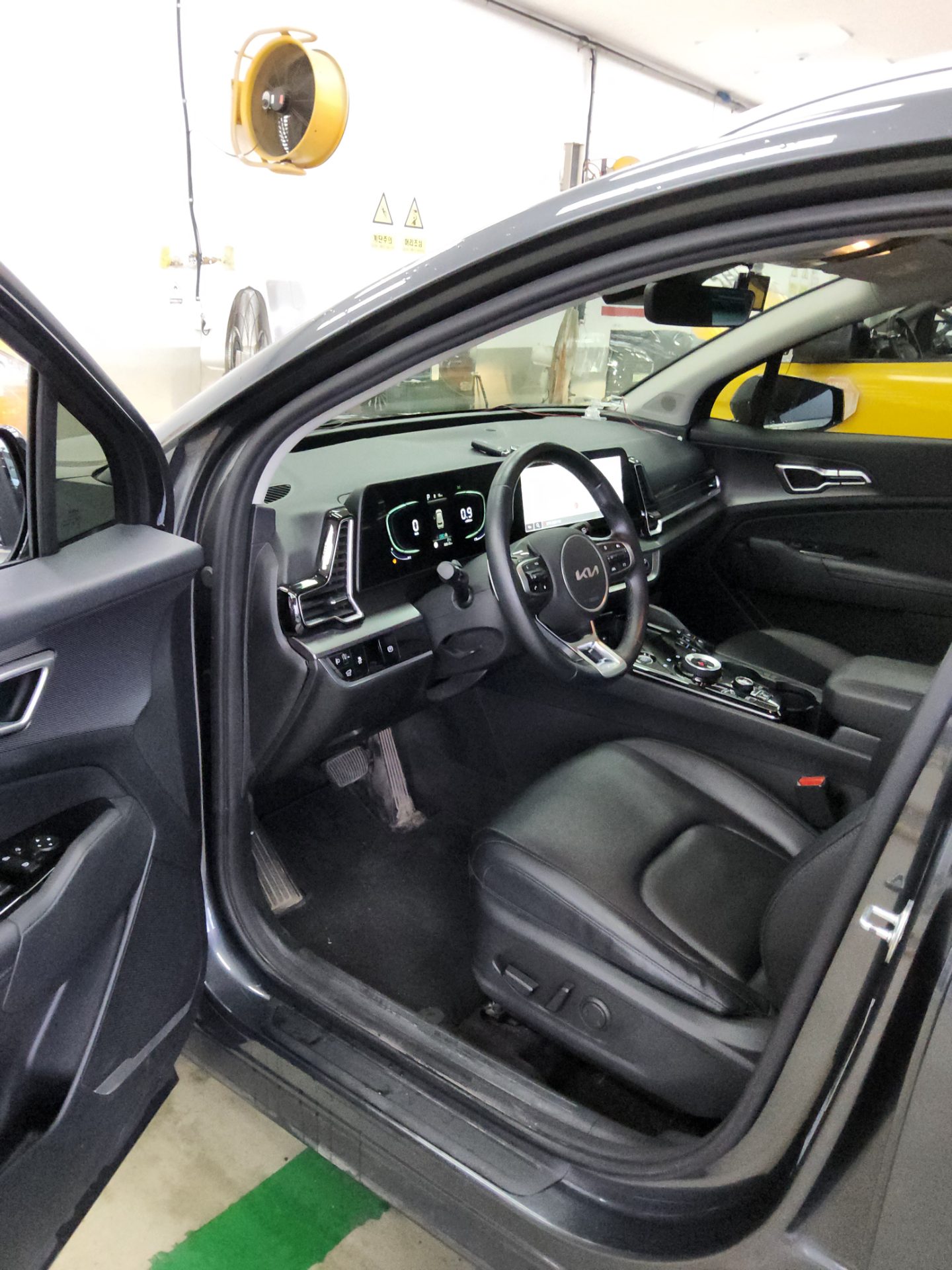 2022 - kia sportage