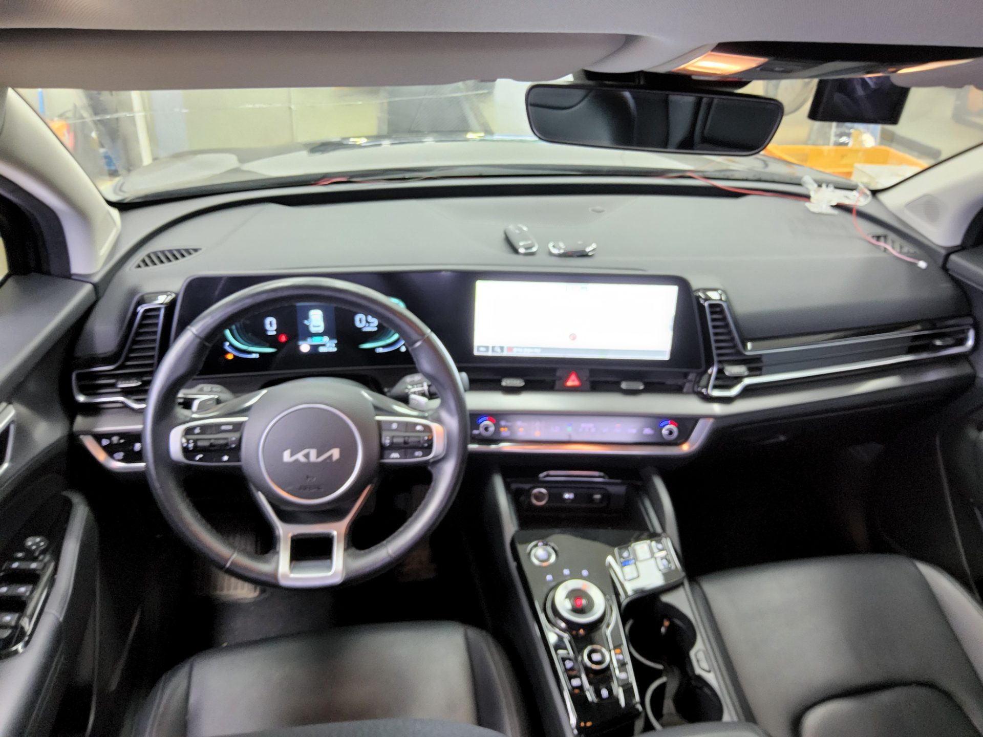 2022 - kia sportage