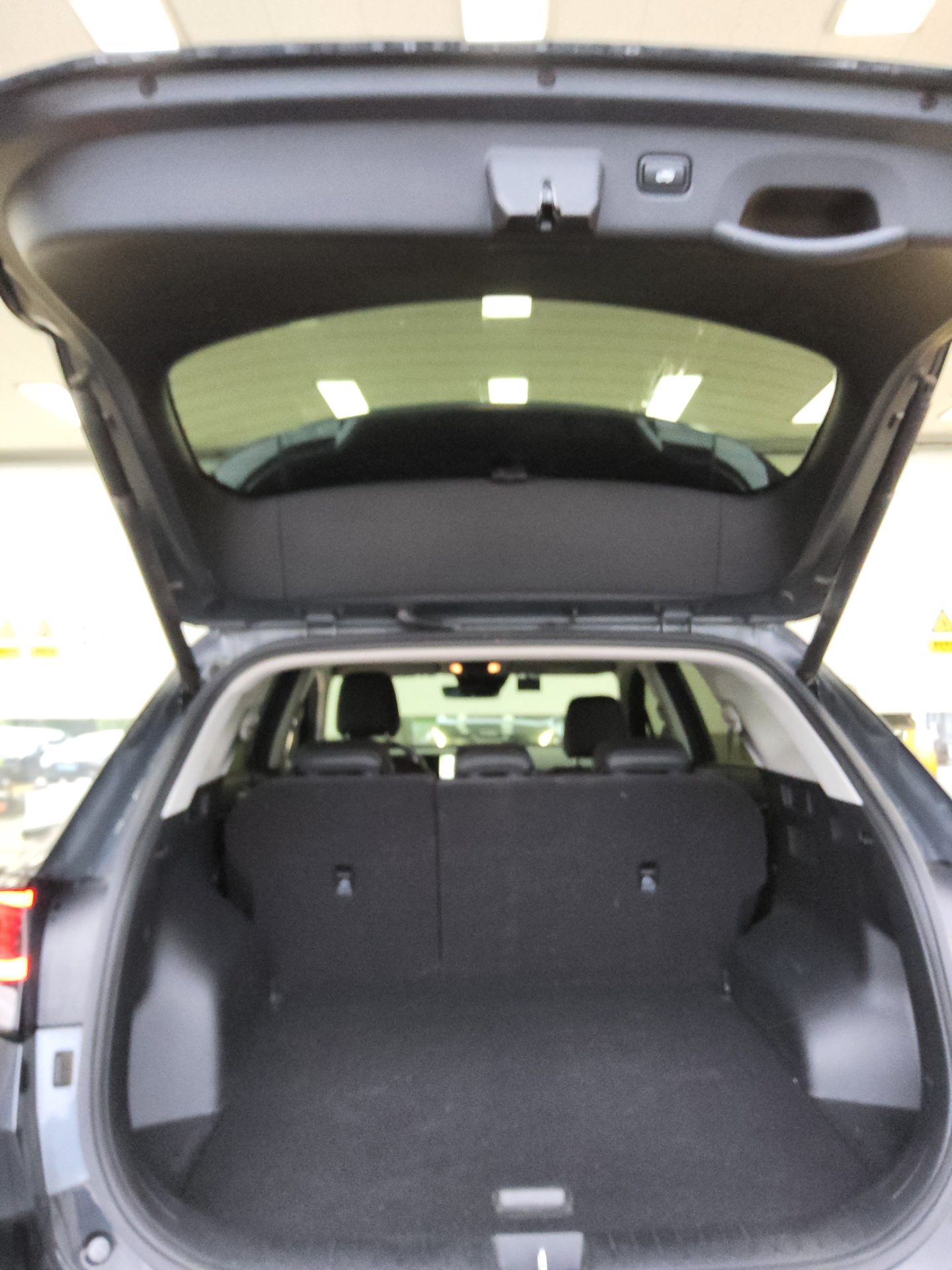 2022 - kia sportage