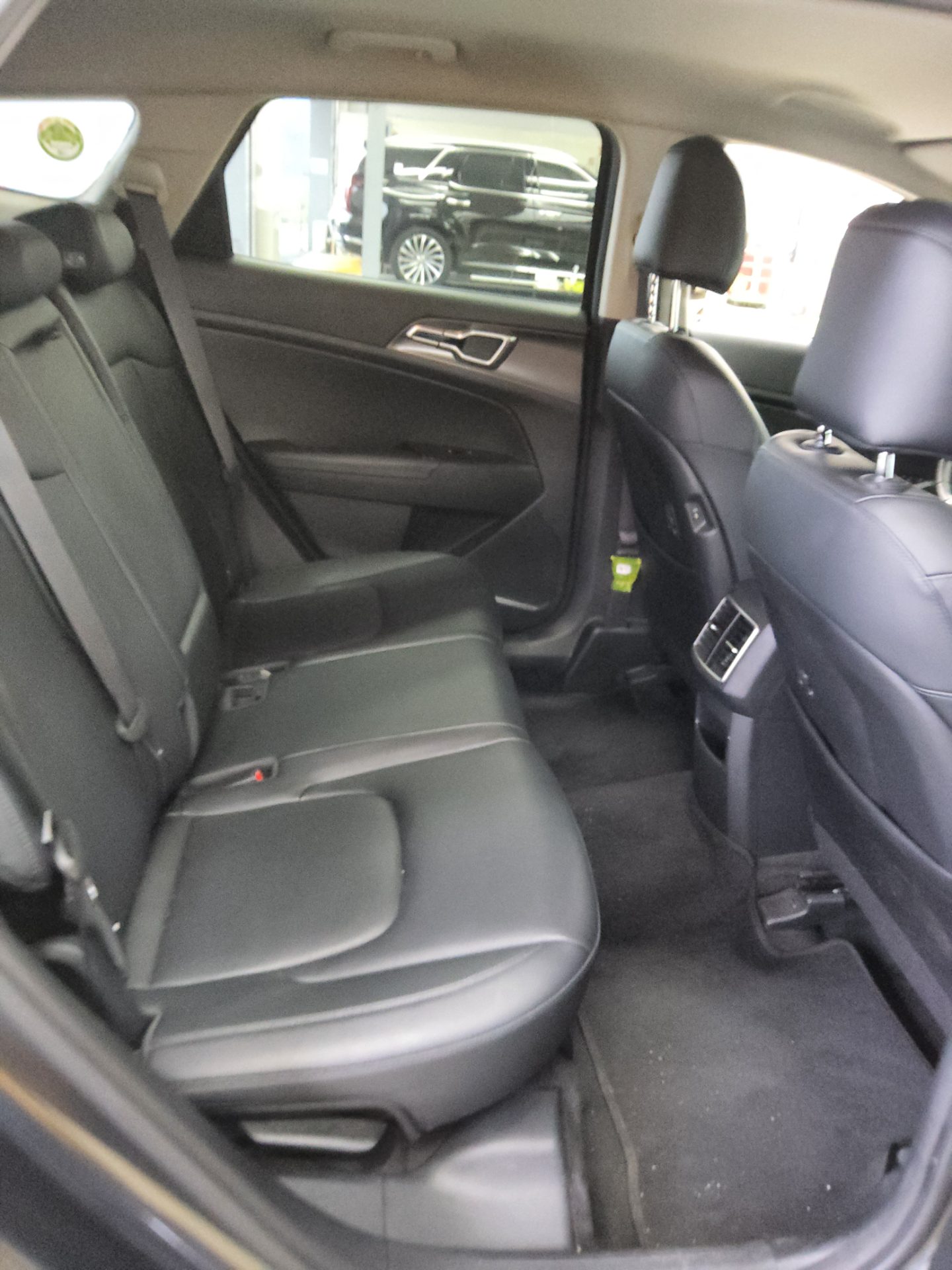 2022 - kia sportage