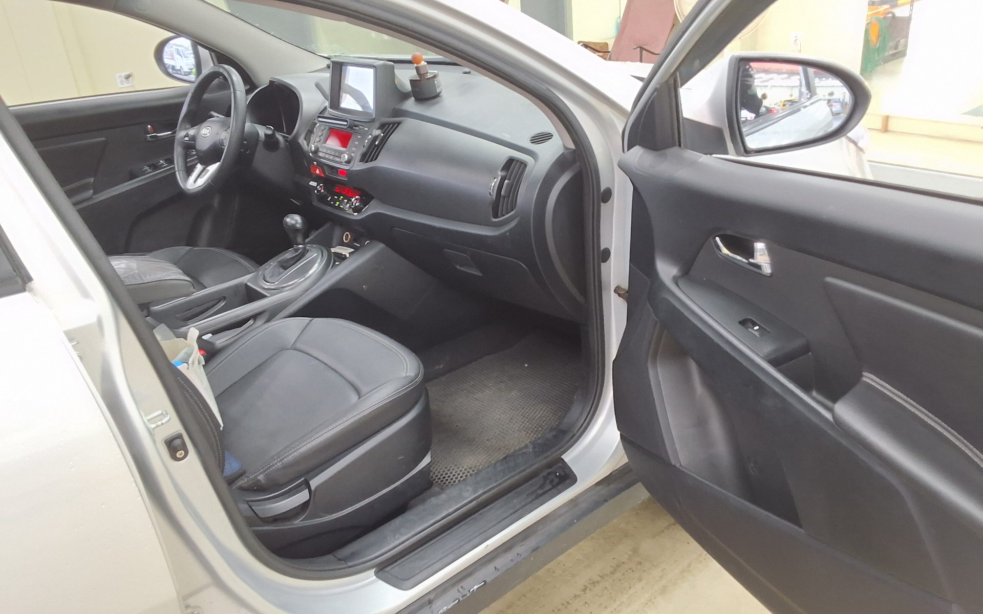 2011 - kia sportage