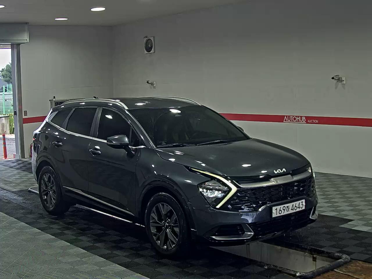 2022 - kia sportage