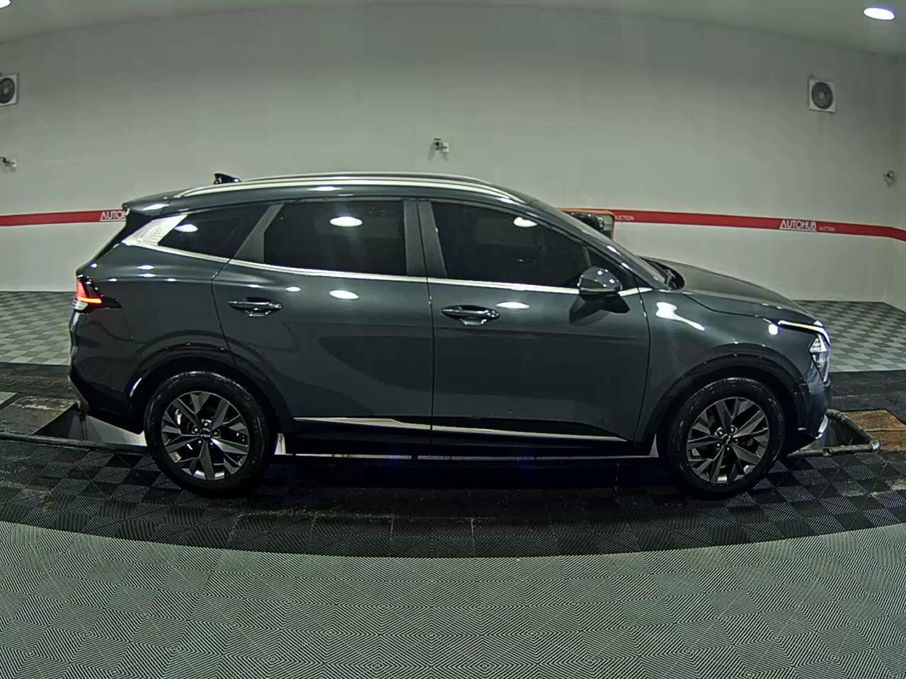 2022 - kia sportage