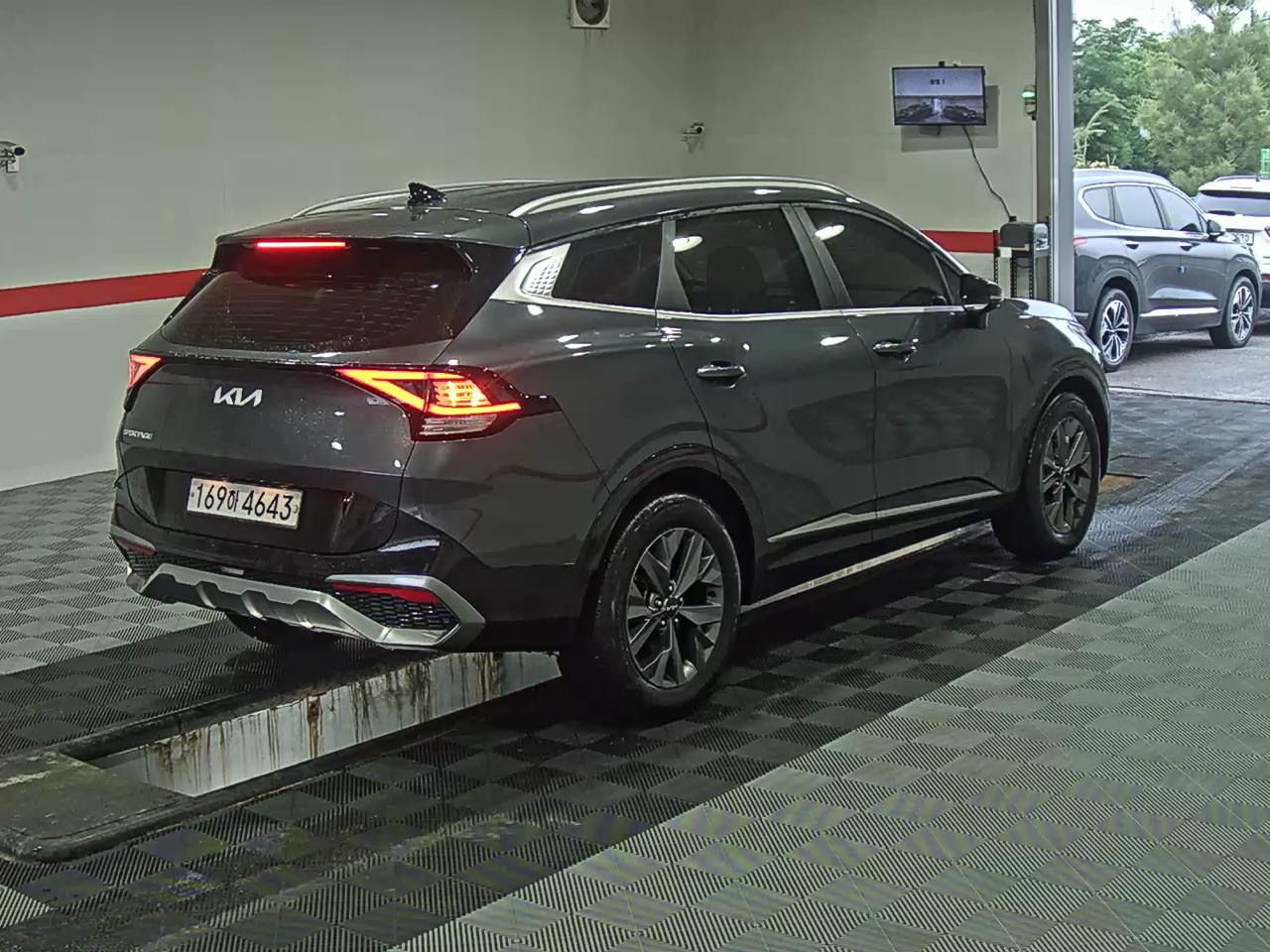 2022 - kia sportage